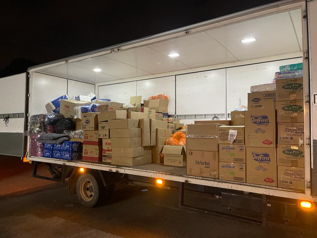Volunteers Deliver Food Aid to Families in Karak